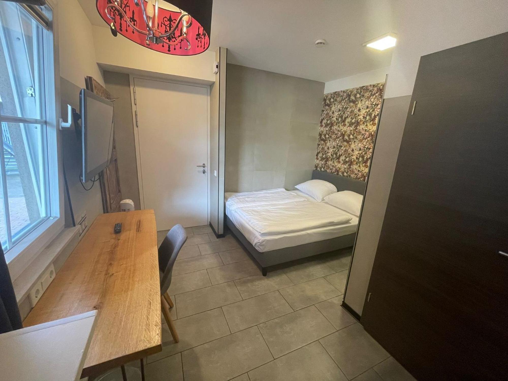 Zentrales Kobytinyhaus City Apartment Herford,Wlan,Parkplatz Bagian luar foto